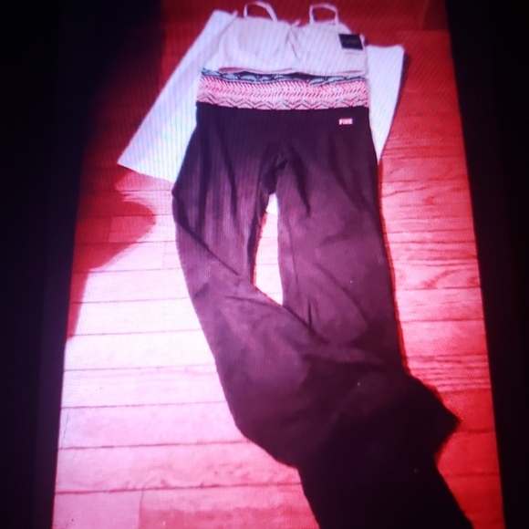 BRALLETTE AND YOUGA PANTS SET - Picture 2 of 5